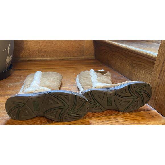 Cozy UGG Sunburst Tall Boots Women’s 7 Chestnut Sheepskin Shearling 5218 Winter - Picture 8 of 8